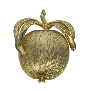 Vintage 1960s Sarah Coventry Adam's Delight Gold Tone Metal Apple Brooch Pendant